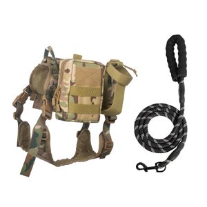 Arnês tático ajustável para cães militares com bolsas